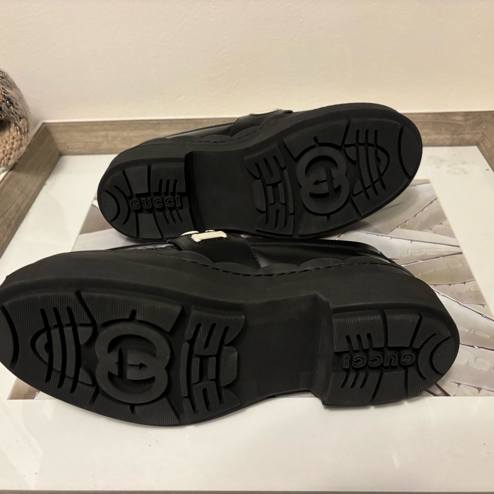Authentic Gucci Womens loafers